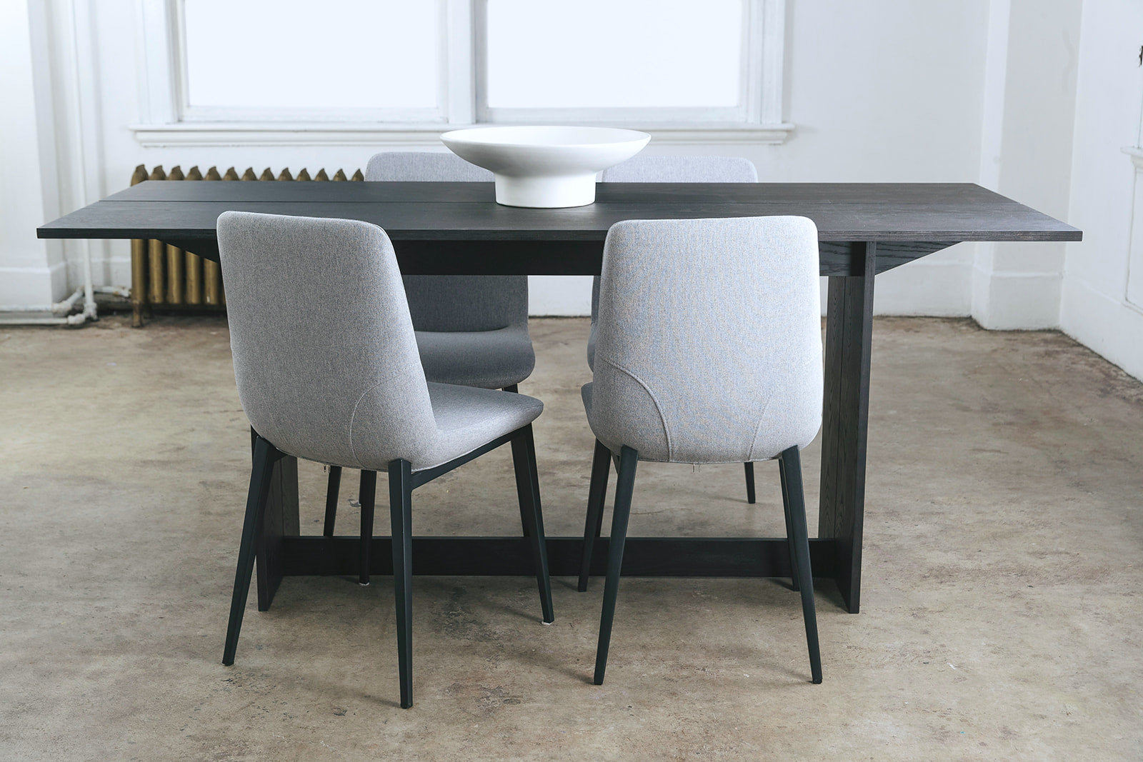 Ezra Dining Table