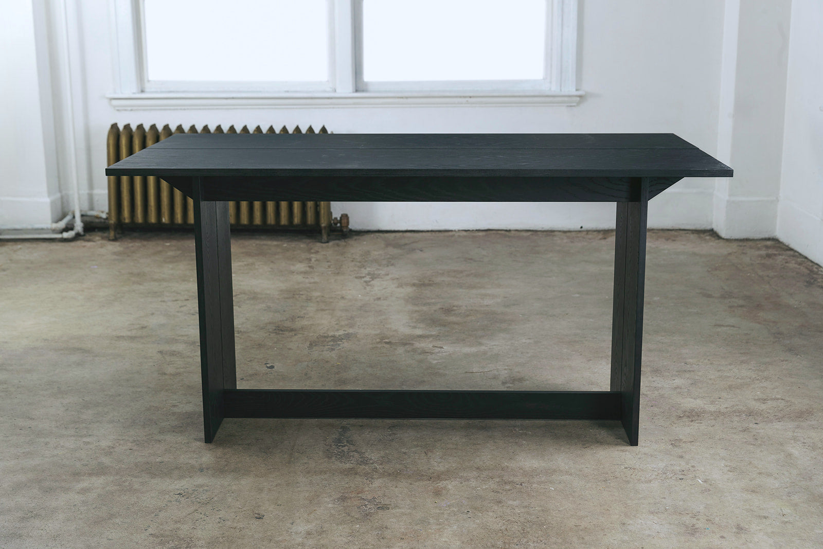 Ezra Dining Table